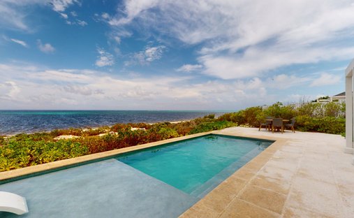 House in Cockburn Harbour, Caicos Islands, Turks and Caicos Islands 1