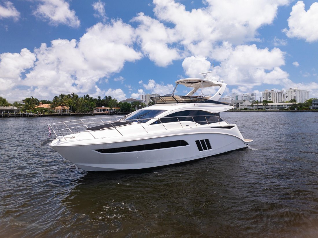 Flybridge in United States 4 - 14424938