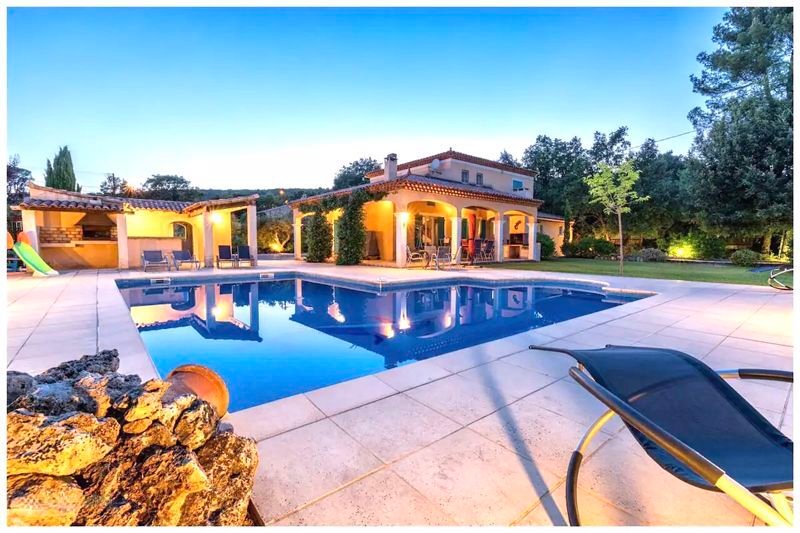 Villa in Garéoult, Provence-Alpes-Côte d'Azur, France 1 - 14428556