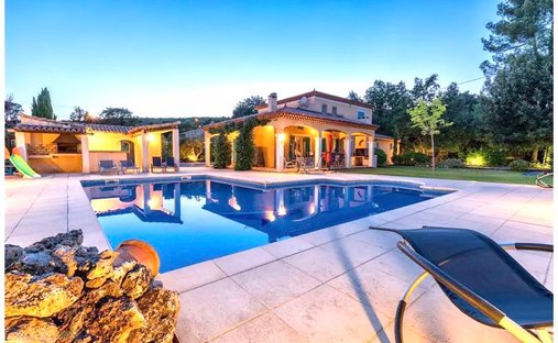 Villa en Garéoult, Provenza-Alpes-Costa Azul, Francia 1