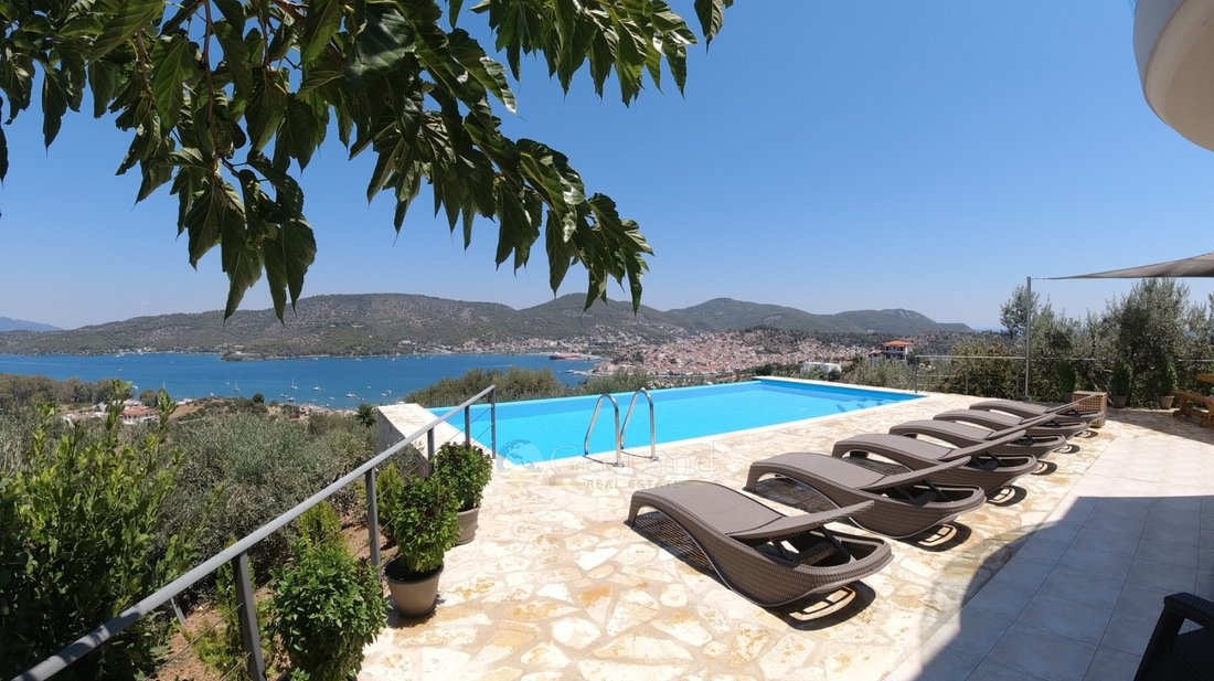 Villa in Galatas Community, Troizinia, Greece 2 - 14428982