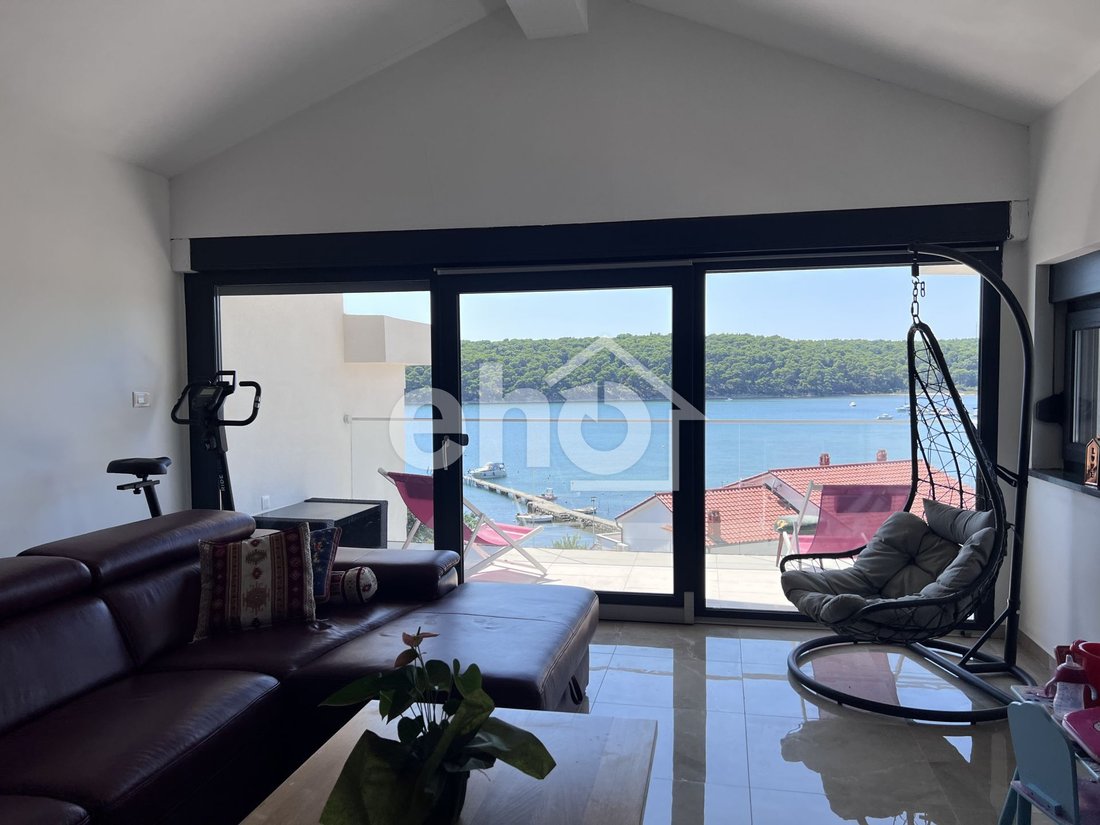 House in Palit, Primorje-Gorski Kotar County, Croatia 3 - 14425777
