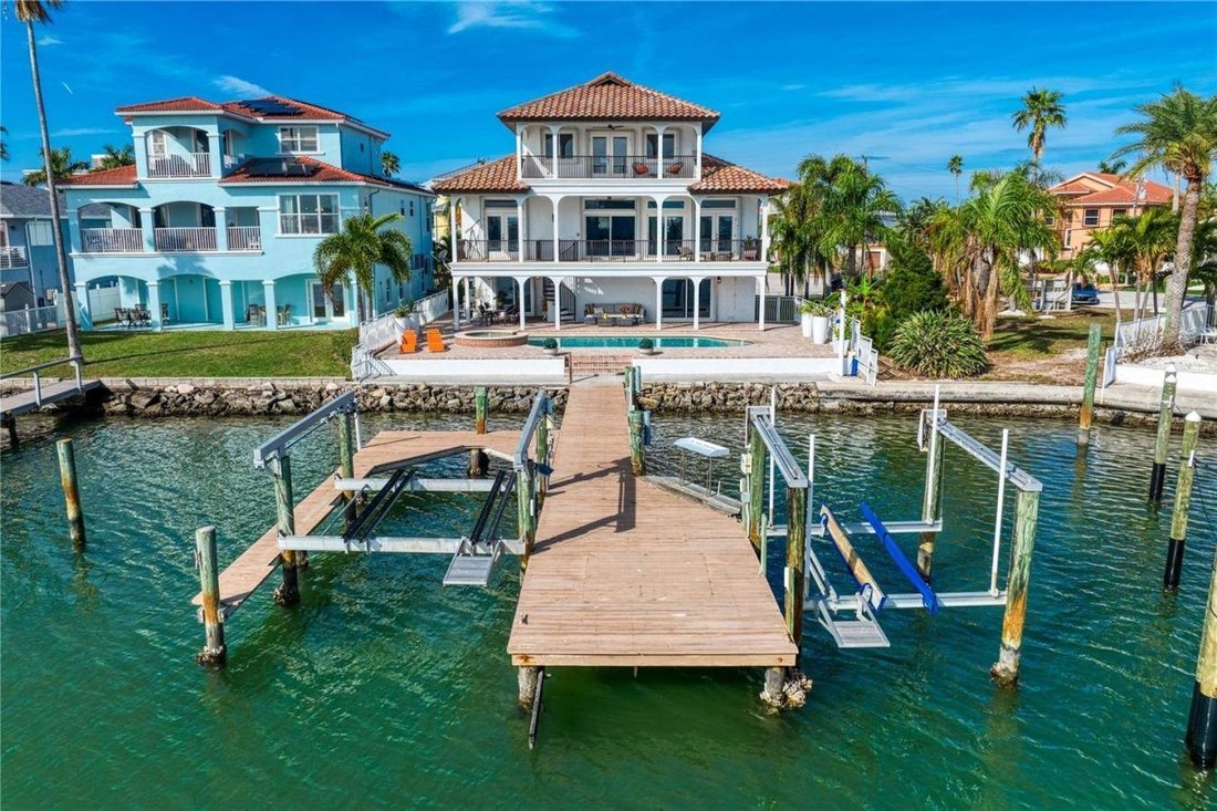 House in Madeira Beach, Florida, United States 4 - 14427579