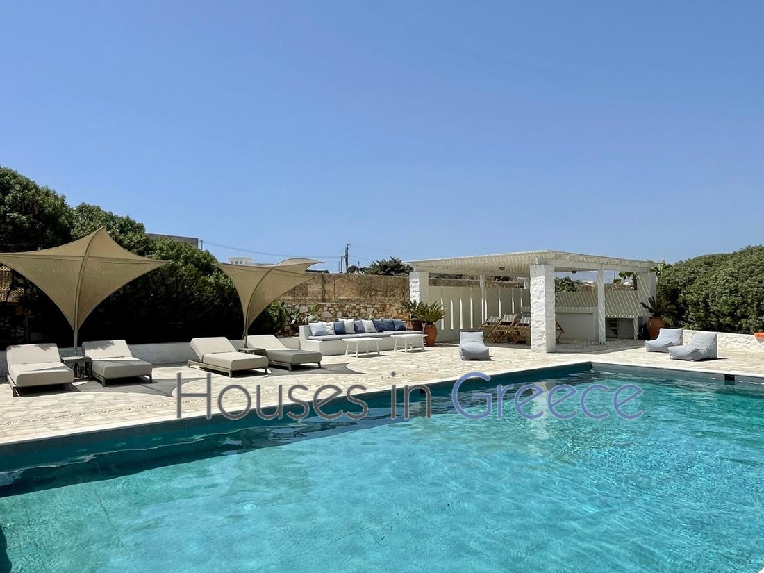 Villa in Paros, Aegean, Greece 2 - 14056061
