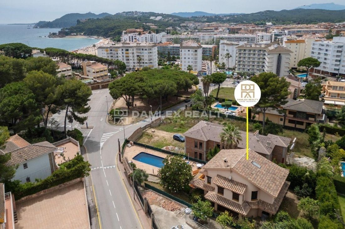 House in Lloret de Mar, Catalonia, Spain 1 - 14435604