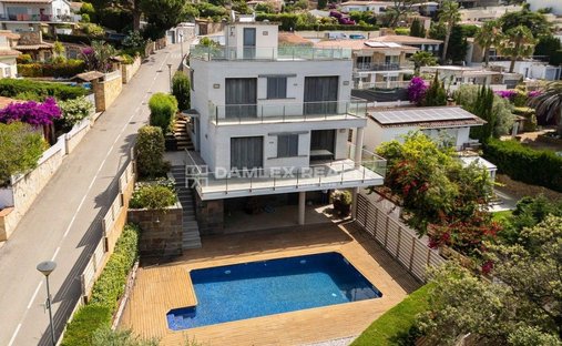 House in Lloret de Mar, Catalonia, Spain 1