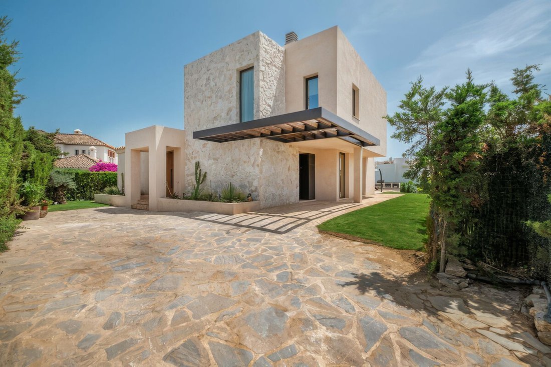 Villa in Benahavis, Andalusia, Spain 2 - 14431650