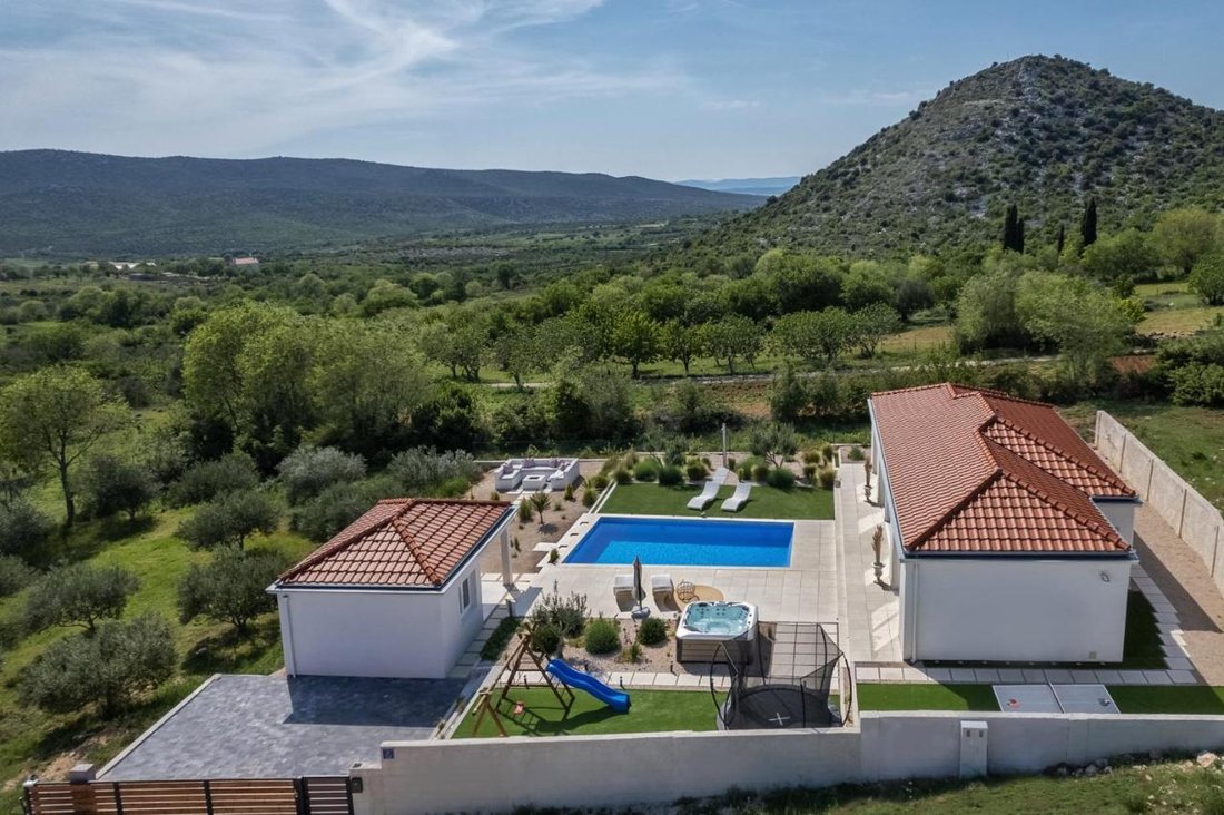 House in Gradska cetvrt Varos, Sibenik, Sibenik-Knin County 3 - 14434442