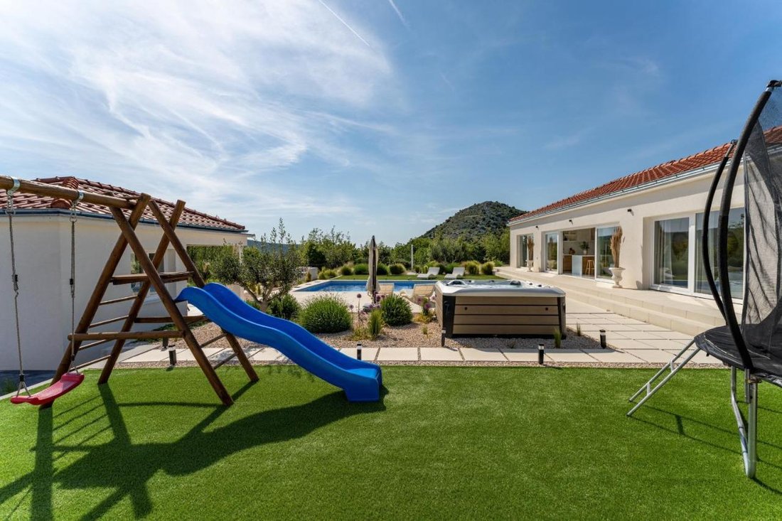 House in Gradska cetvrt Varos, Sibenik, Sibenik-Knin County 5 - 14434442