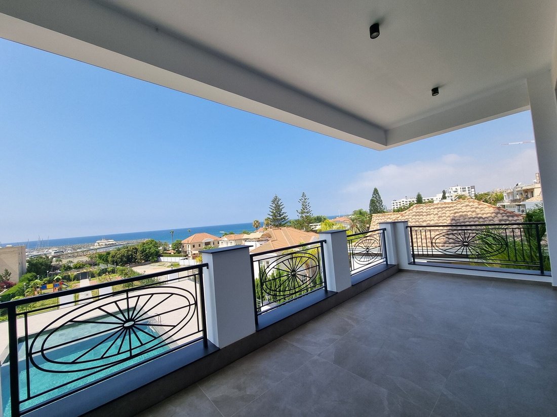 Apartment in Agios Tychon, Limassol, Cyprus 1 - 14430171