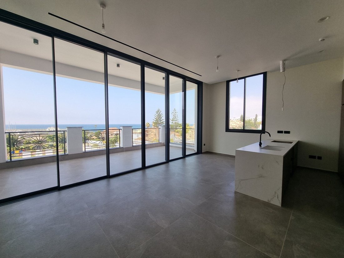 Apartment in Agios Tychon, Limassol, Cyprus 2 - 14430171