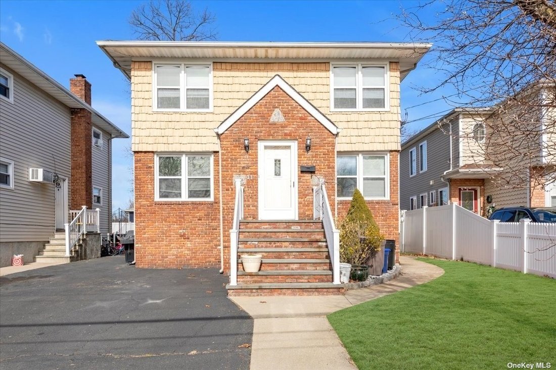 Rental Port Washington In Port Washington, New York, United States For