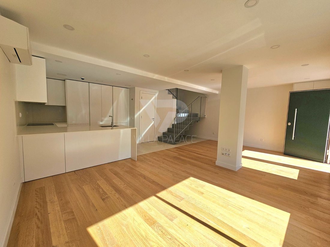 Apartment in Alcantara, Lisbon, Portugal 3 - 14414852