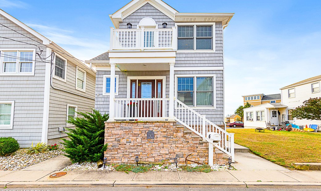 Rental Sea Bright In Rumson, New Jersey, United States For Rent (14434375)