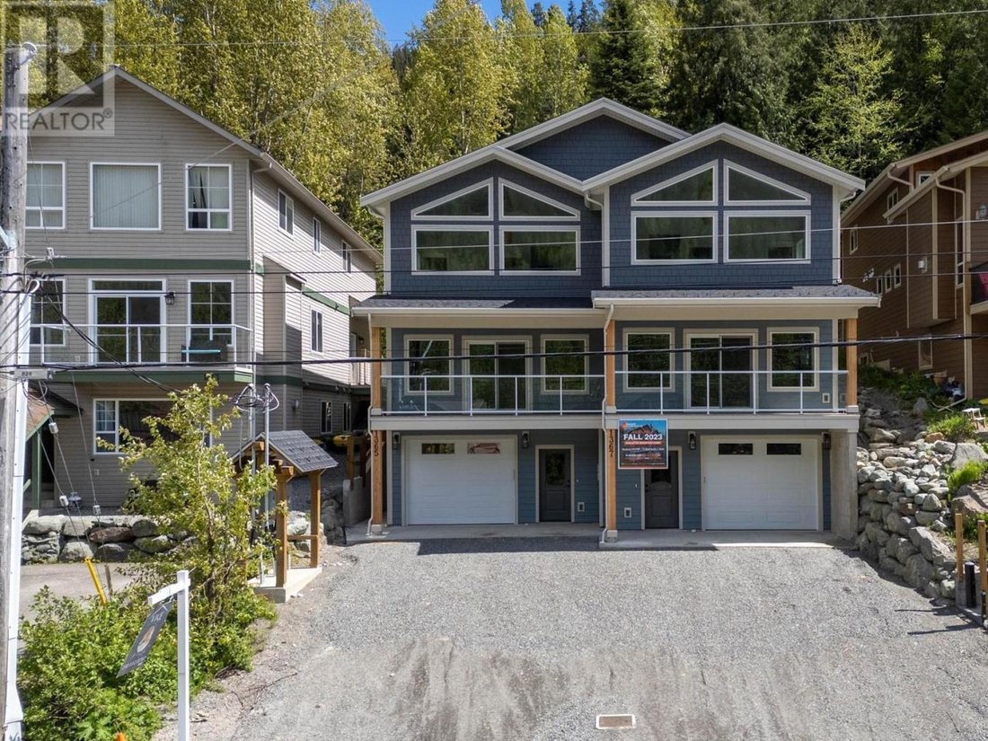 House in Sun Peaks, British Columbia, Canada 1 - 14431930
