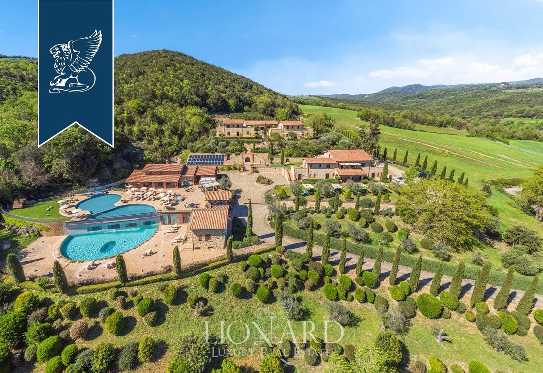 Villa in Montecatini Val di Cecina, Tuscany, Italy 1 - 14432952