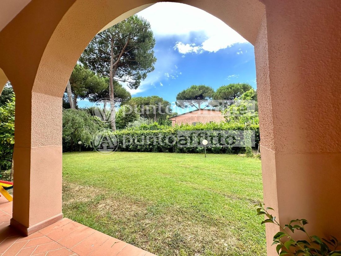 Villa in Ronchi, Massa, Italy 5 - 14432018