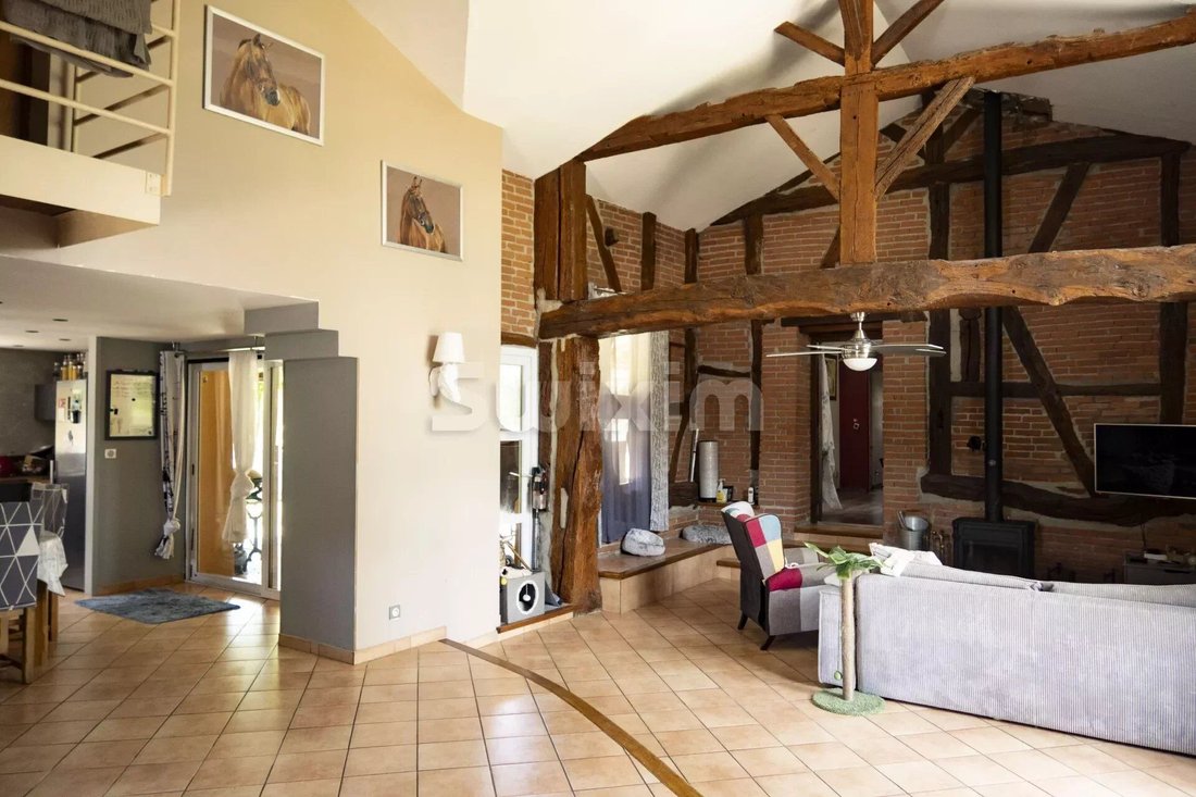 House in Saint-Andre-d'Huiriat, Auvergne-Rhône-Alpes, France 5 - 14434810