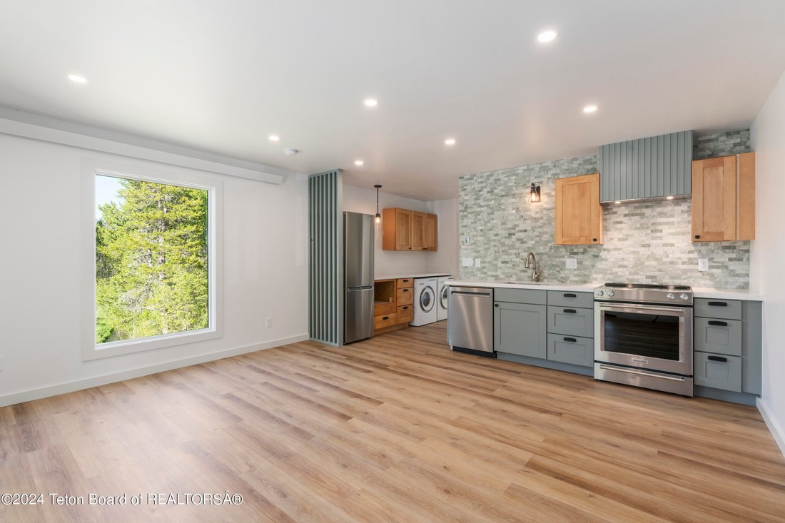 Wilson Residential In Wilson, Wyoming, United States For Sale (14435415)