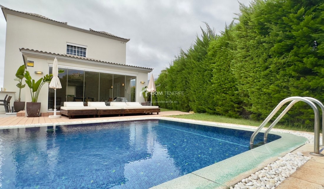 Villa in Costa Adeje, Adeje, Canary Islands 2 - 14431889