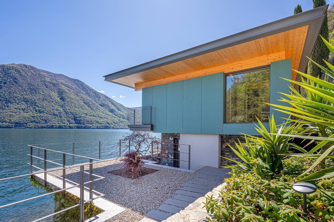 House in Brienno, Lombardy, Italy 1 - 12710365