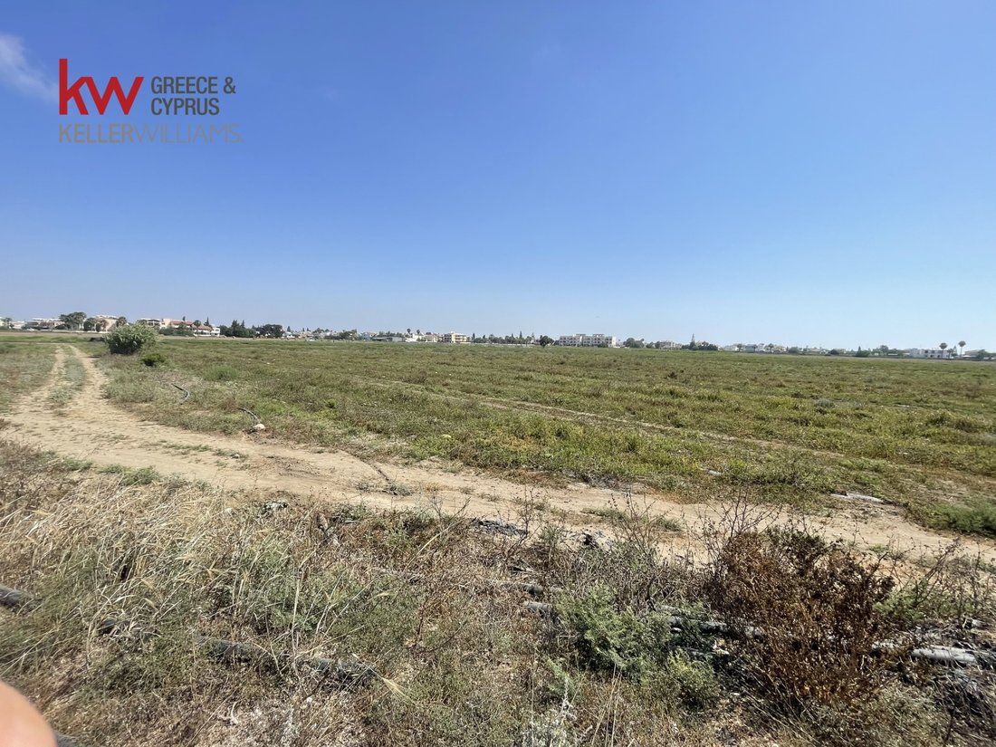 Land in Perivolia, Larnaca, Cyprus 4 - 14433216
