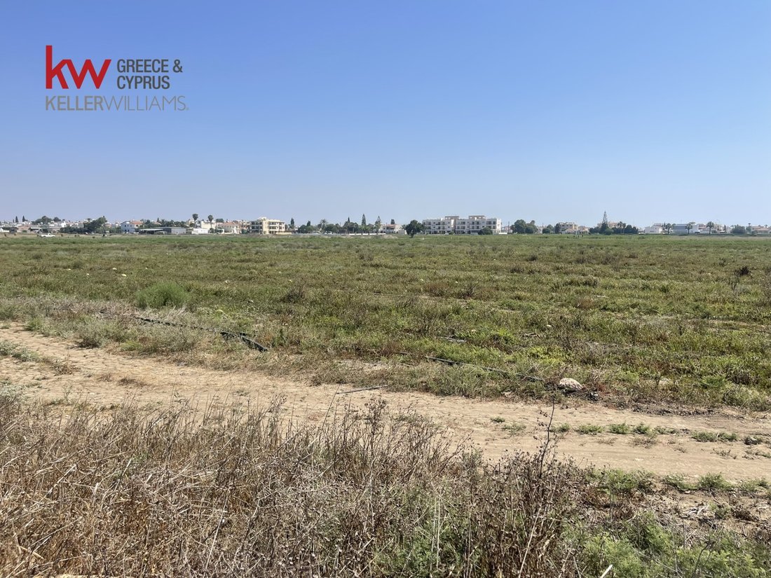 Land in Perivolia, Larnaca, Cyprus 1 - 14433216