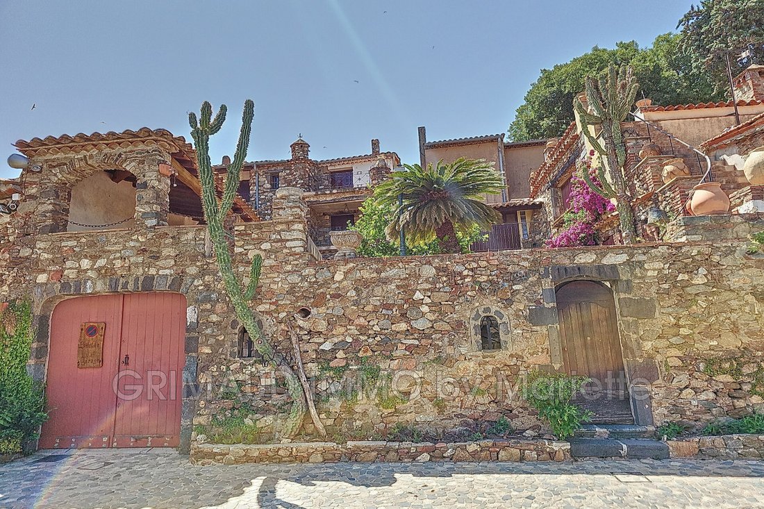 Villa à Grimaud, Provence-Alpes-Côte d'Azur, France 4 - 12480396