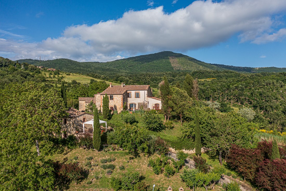 Villa in Sarteano, Tuscany, Italy 2 - 14436990