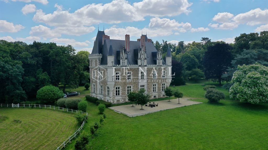 Le Rêve d’Anjou: A 19th-Century Château Woven into the Loire’s Golden Light