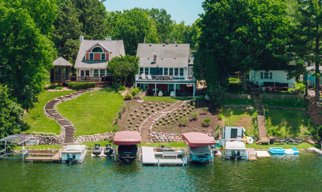 Classic Lake Elegance In Okauchee Lake, Wisconsin, United States For