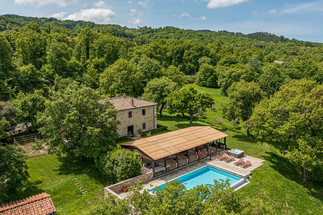 Villa in Castiglione d'Orcia, Tuscany, Italy 2 - 14441164