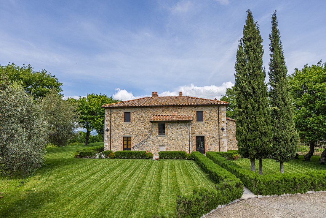 Villa in Castiglione d'Orcia, Tuscany, Italy 5 - 14441164
