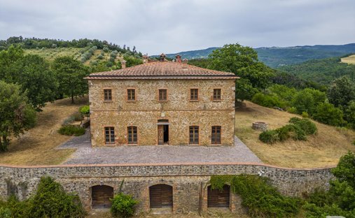 Villa a Pomarance, Toscana, Italia 1