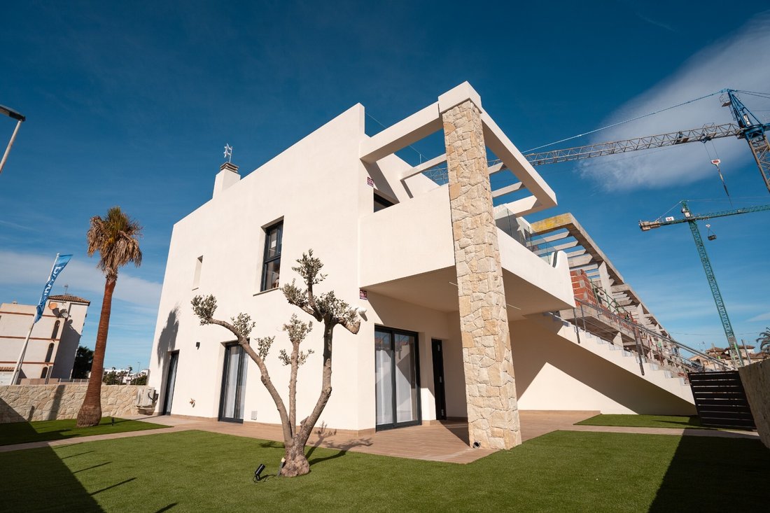 House in Pilar de la Horadada, Valencian Community, Spain 1 - 14443222