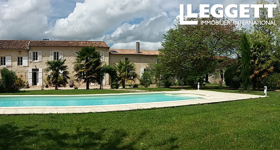 House in Lesparre-Medoc, Nouvelle-Aquitaine, France 2 - 14443367