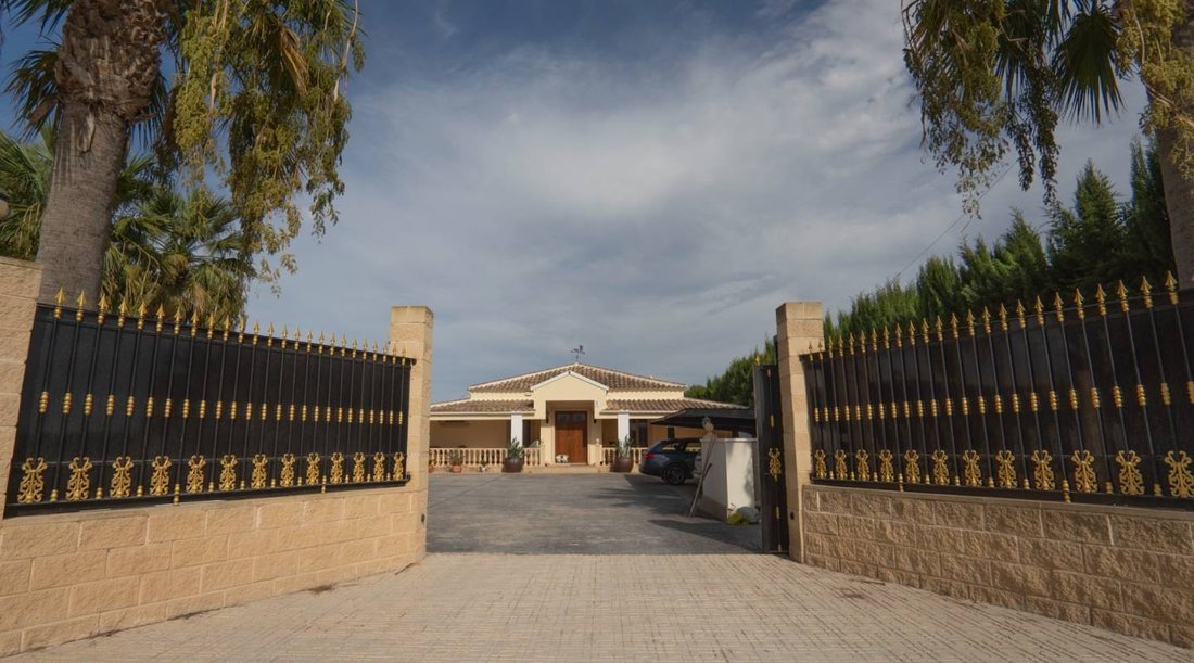Villa in Almoradi, Valencian Community, Spain 2 - 14442016