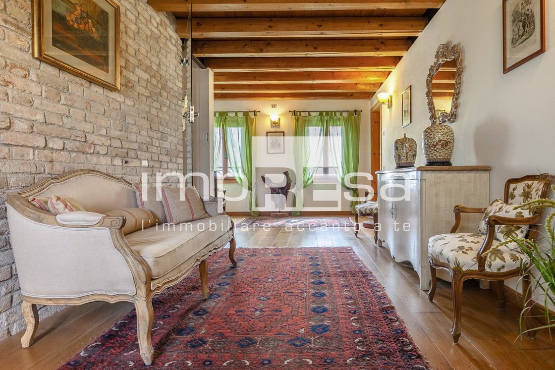 Country House in Spresiano, Veneto, Italy 2 - 14443456