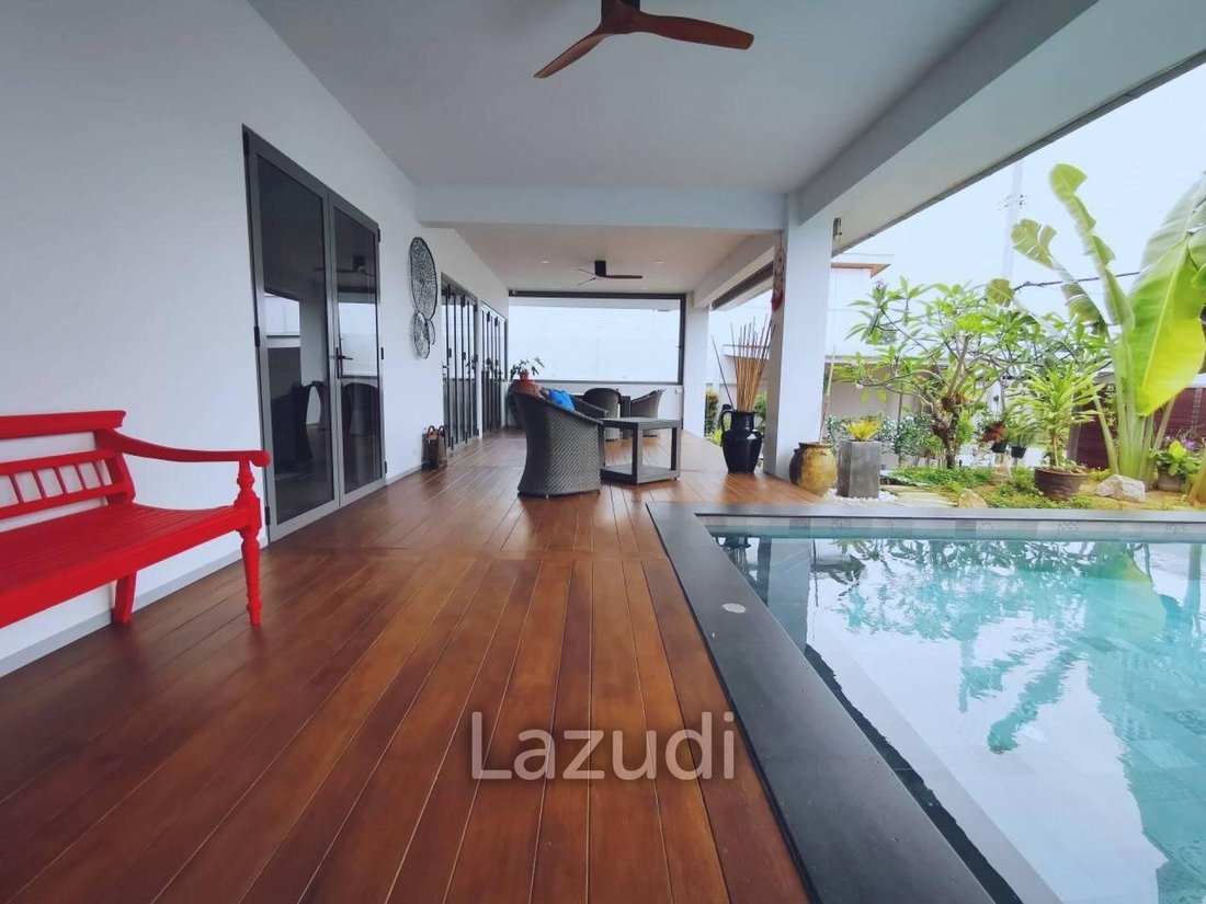 Villa in Choeng Thale, Phuket, Thailand 1 - 14443977