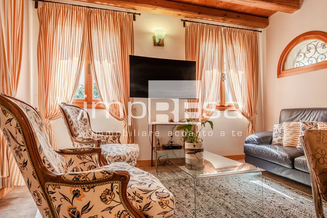 Country House in Spresiano, Veneto, Italy 4 - 14443456