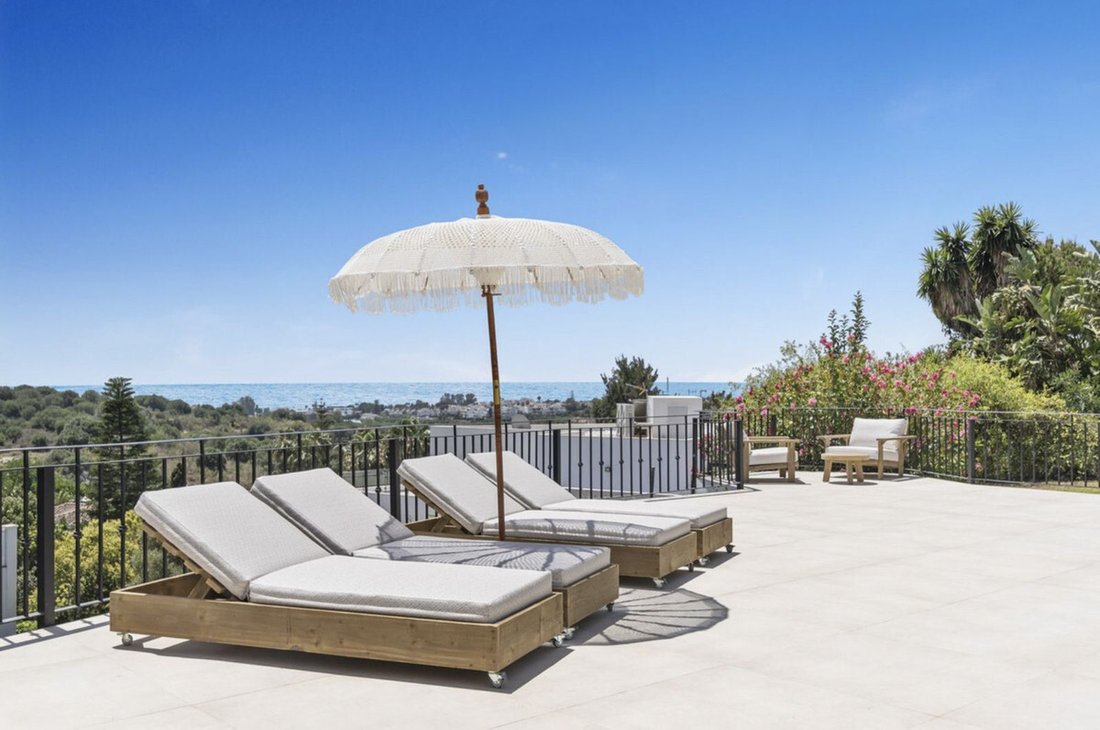 Villa in Benahavis, Andalusia, Spain 1 - 14442910