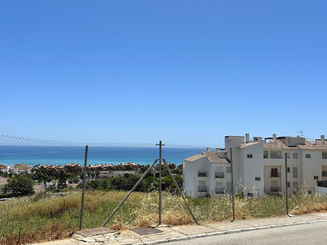 Land in Manilva, Andalusia, Spain 2 - 14444060