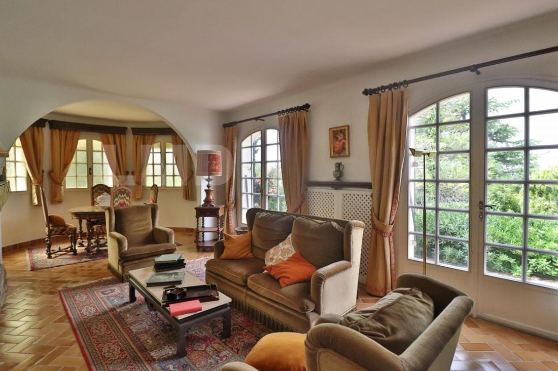 House in La Tirane-La Tuiliere, Allauch, France 3 - 14443269