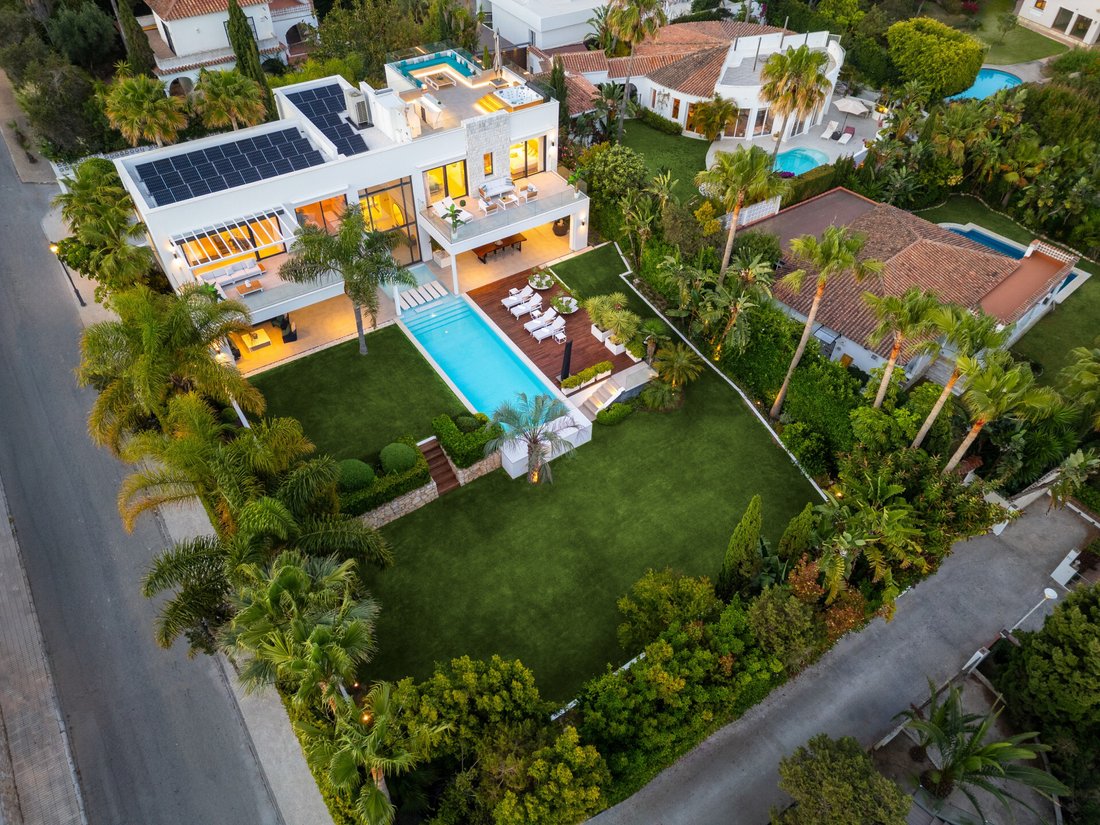 Villa in Marbella, Andalusia, Spain 3 - 14444837