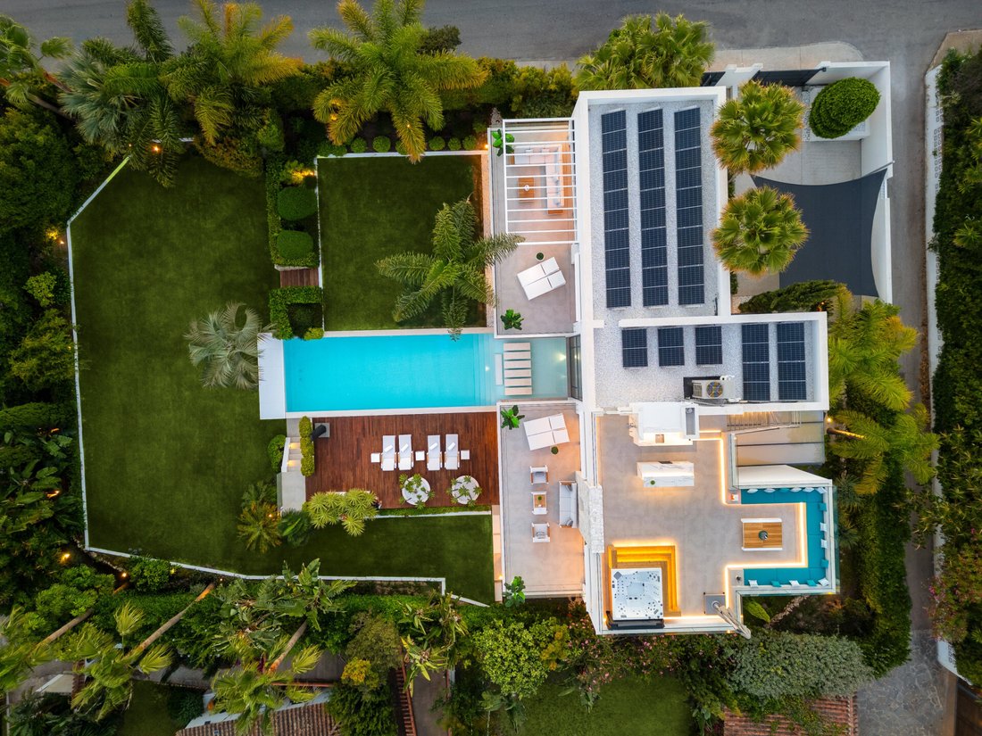 Villa in Marbella, Andalusia, Spain 4 - 14444837