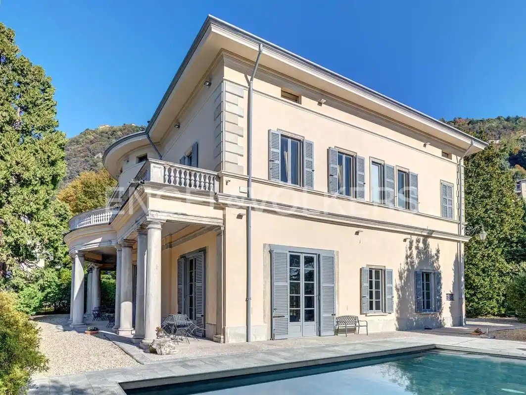 Villa in Eastern Lake Center, Como, Lombardy 4 - 14445034