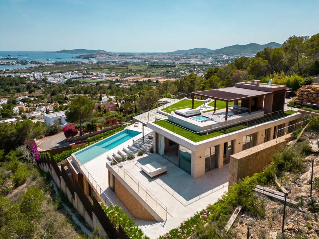 Villa in Santa Eularia des Riu, Balearic Islands, Spain 2 - 14445797