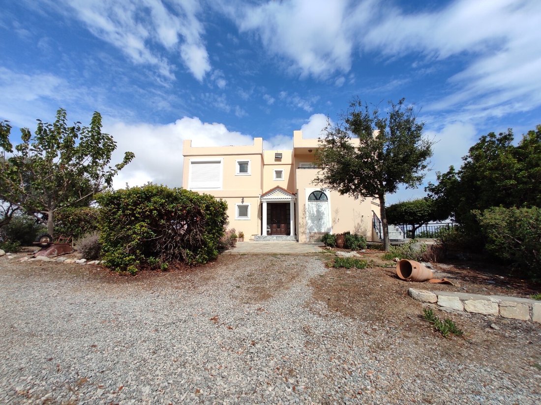 Villa in Crete, Greece 3 - 14446371