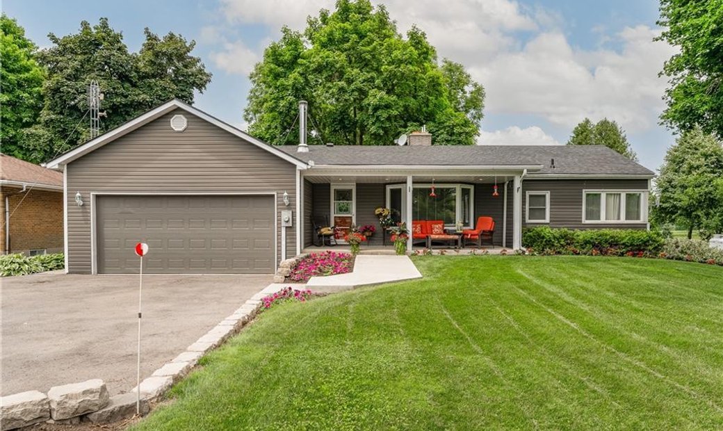 Bungalow Bliss In Waterdown's Heart In Hamilton, Ontario, Canada For ...