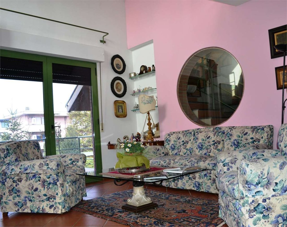 Villa in San Concordio, Lucca, Italy 5 - 14447538